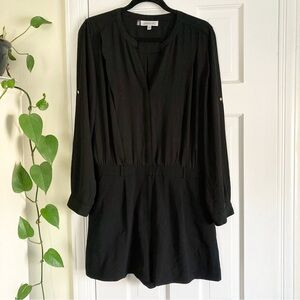 Jennifer Lopez Blousy Longsleeve Black Romper, Women’s Size 10, Roll-tab Sleeve